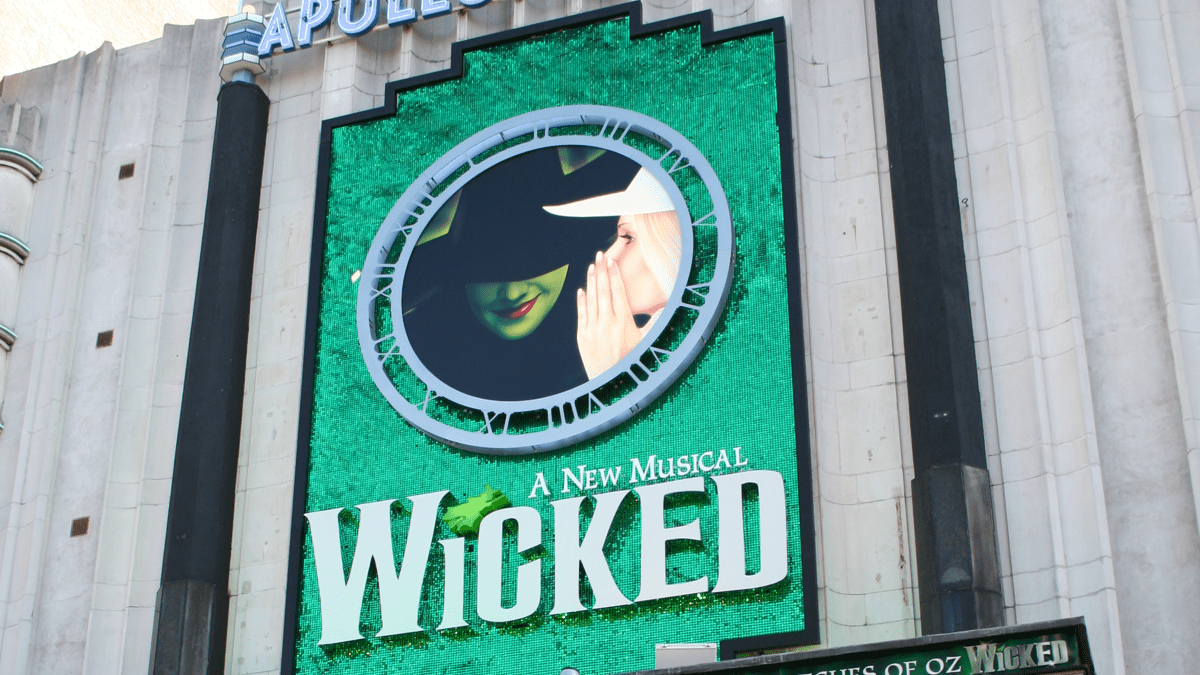 StubHub Inks Hand-in-Glove Secondary Ticketing Deal with Theater Partner ATG