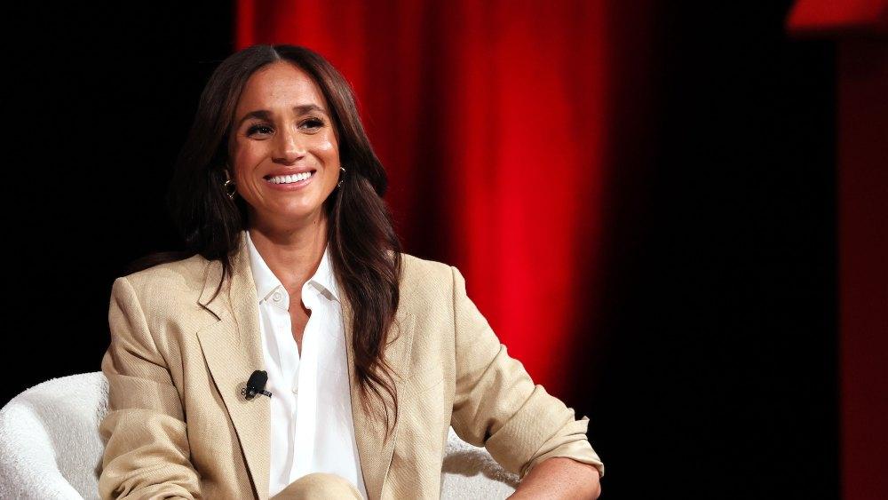 Meghan Markle’s Comfy Flats Have a Clever Design That Any Mom Would Love