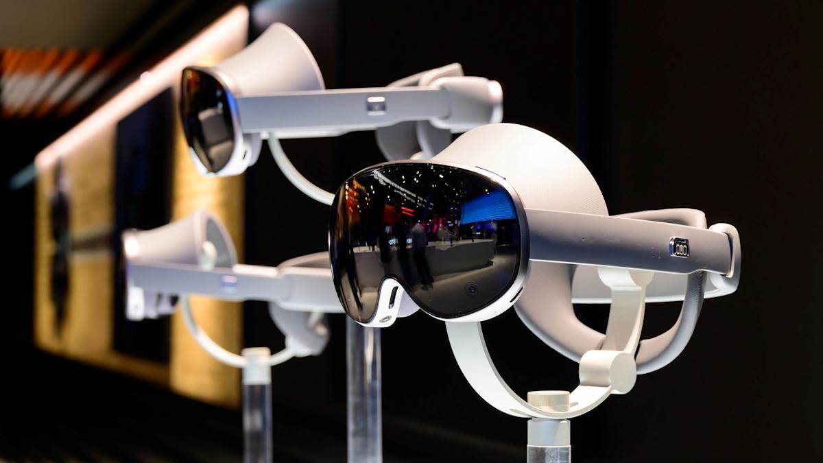 Samsung will introduce its Android XR headset at a Galaxy event on October 21