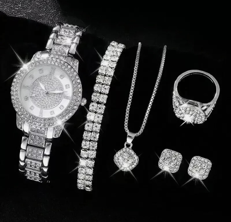 Women's Watch with Earrings, Necklace, Bracelet & Ring Jewellery Gift Set Women's Watch with Earrings, Necklace, Bracelet & Ring Jewellery Gift Set